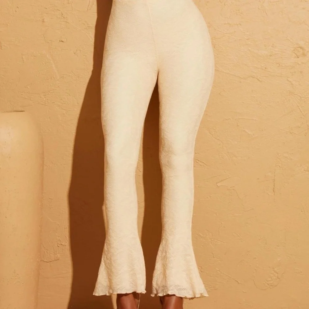 NWT OH POLLY | Zuni Lace Up Back High Waisted Flare Trousers in Cream | Size 10